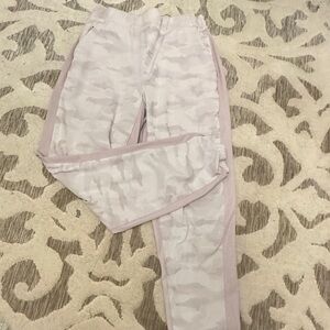 Athleta Light Pink Camo Pants Size 4